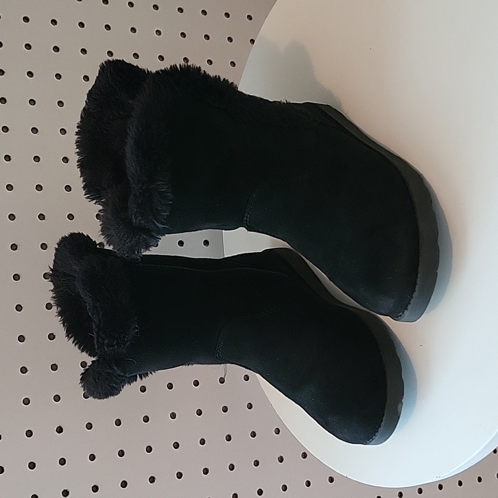 Black faux suede girls boots